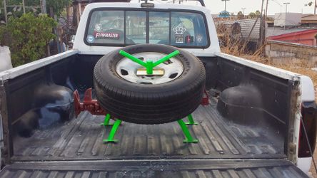 Tire carrier