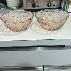 2 KIG Vintage Glass Bowl