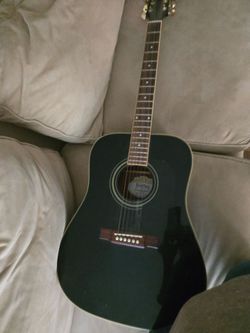 Washburn acoustic guitars