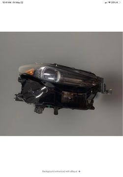 2022 2023 Mazda CX30 Automatic Leveling Headlight Right Used OEM Complete
