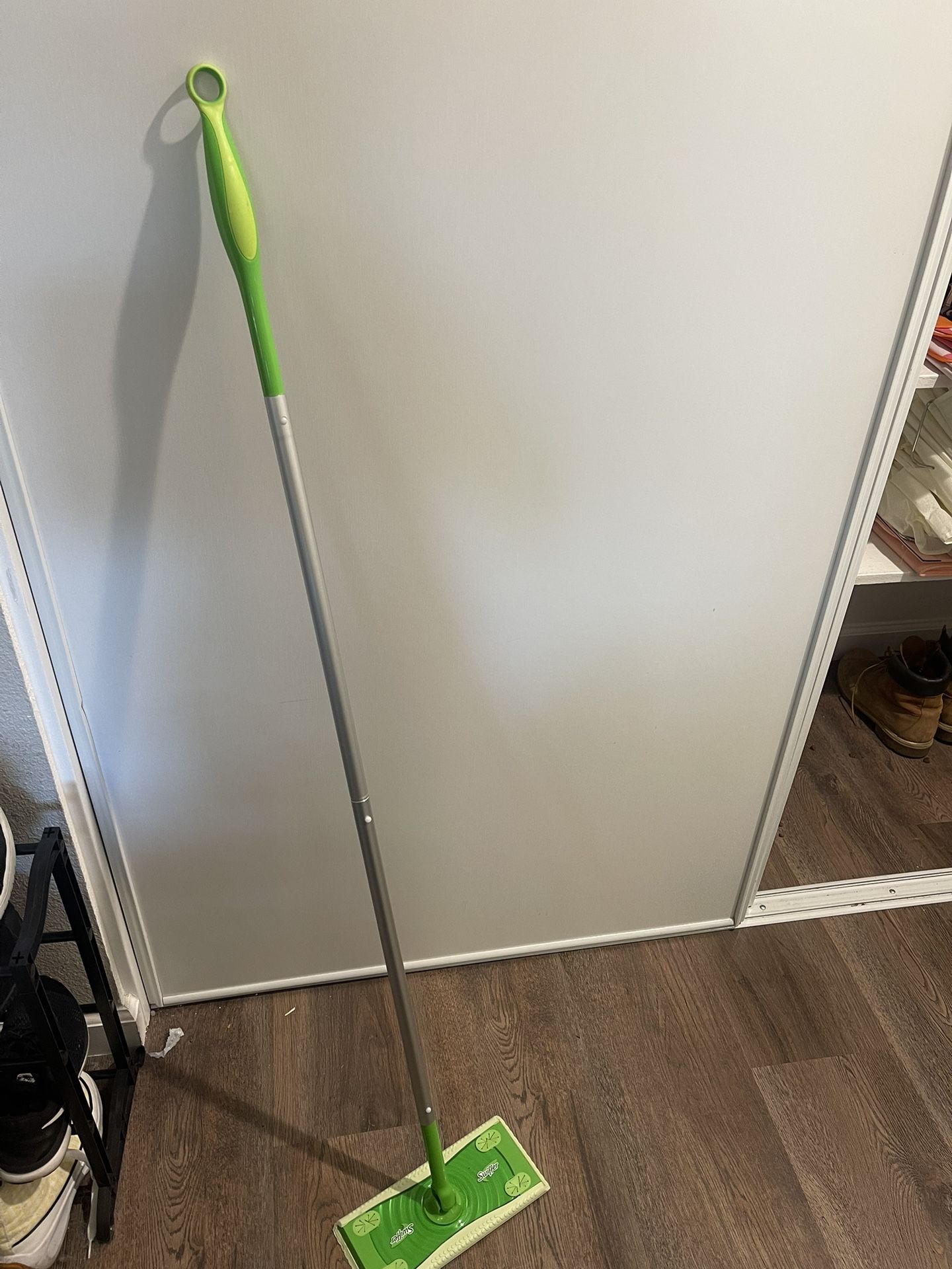 Swiffer Sweeper 2 In 1 Dry + Wet Mop