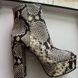 Vince Camuto Heels