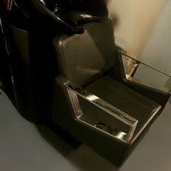 Vantage Shampoo System with Black Bowl