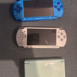 Sony PSP And Nintendo DS Lite Consoles