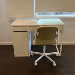 Desk And Chair 