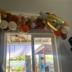 Free Balloons Must Pick Up Today