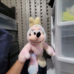 Minnie mouse Doll