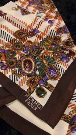 Unbranded luxury-inspired scarf