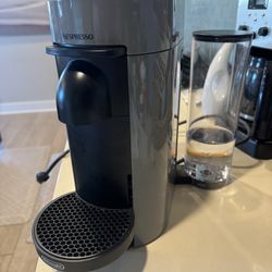 DeLonghi nespresso vertuo Plus Coffee And Espresso Maker