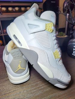 JORDAN 4 RETRO SE 'CRAFT PHOTON DUST' (2023)