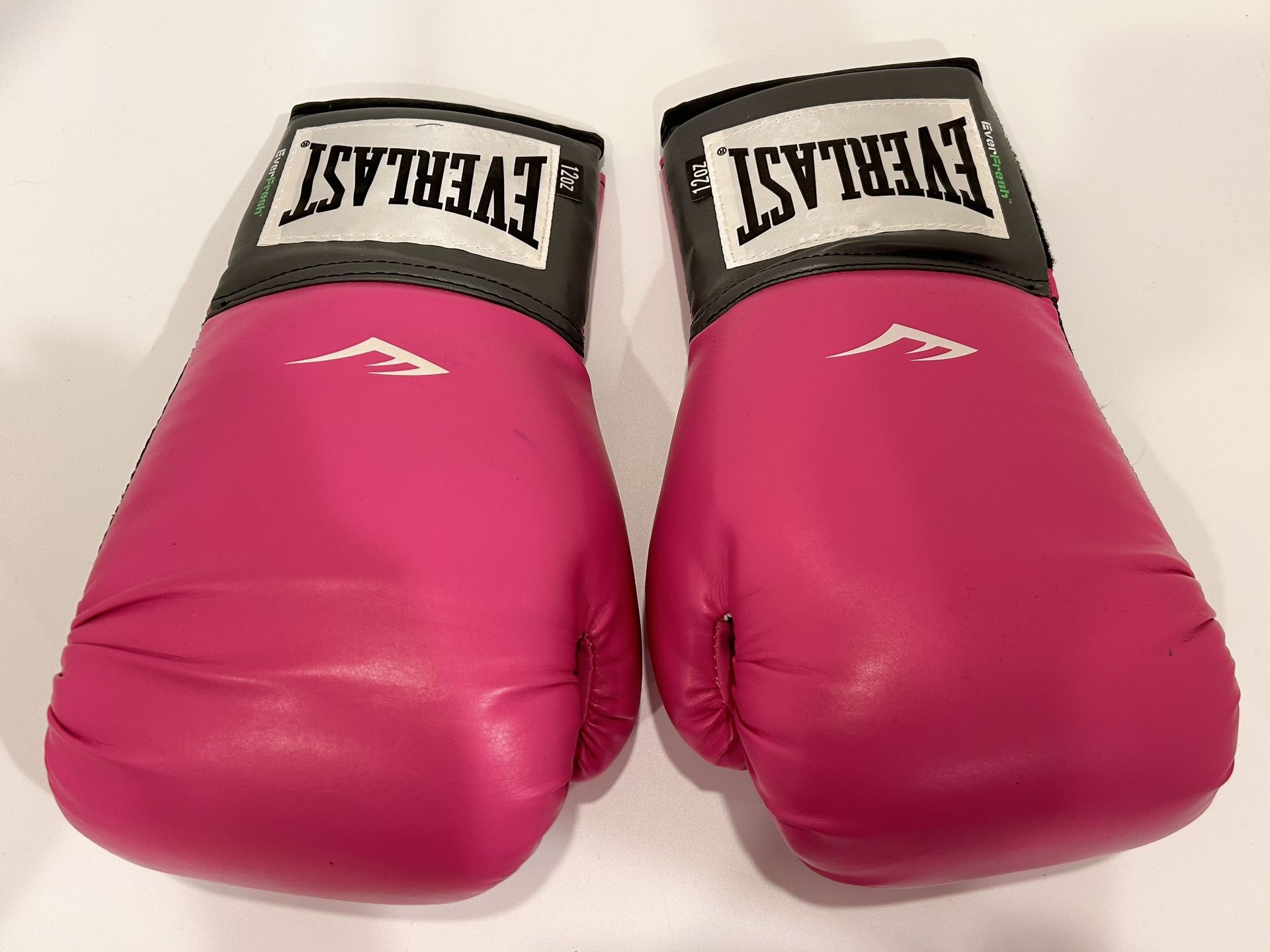 Everlast Pro Style Pink Training Boxing Gloves 