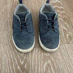 Oshkosh B’gosh Blue Dress Sneakers Boy Toddler 8