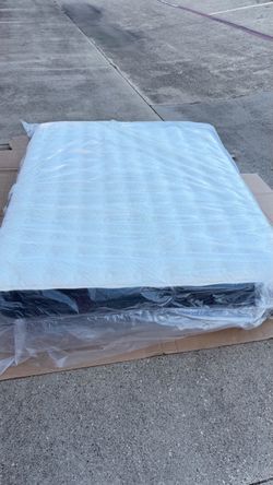 Queen size stearn & foster pillow top