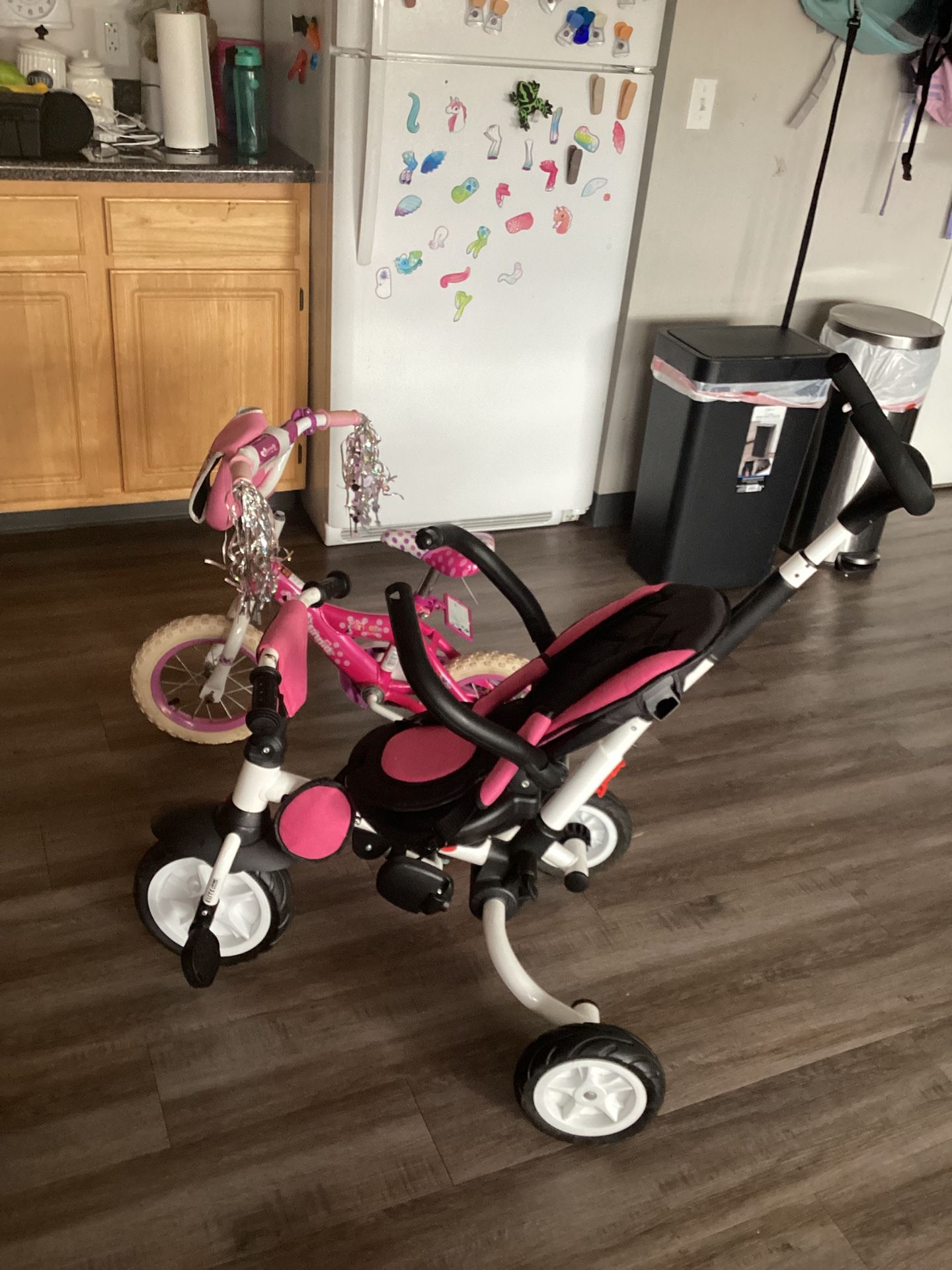 Dos Triciclos Nuevos No Negociable Personas Serias Enviar Mensajes