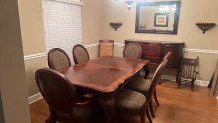 Dinning tablet six chairs and server plus mirror