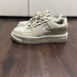 Air Force Platform Light Green