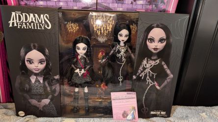 Monster High The Addams Family, Wednesday and Morticia Set, Brand New