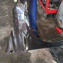 2018-2024 BUICK ENCLAVE RIGHT PASSENGER FRONT FENDER OEM