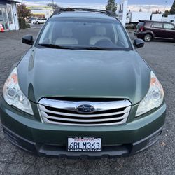 Subaru Outback 2011