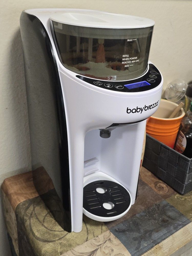 Baby Formula Dispenser 