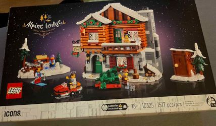 Lego 10325 Alpine Lodge - Pre-Owned in Slightly Damaged Box (Not Sealed)