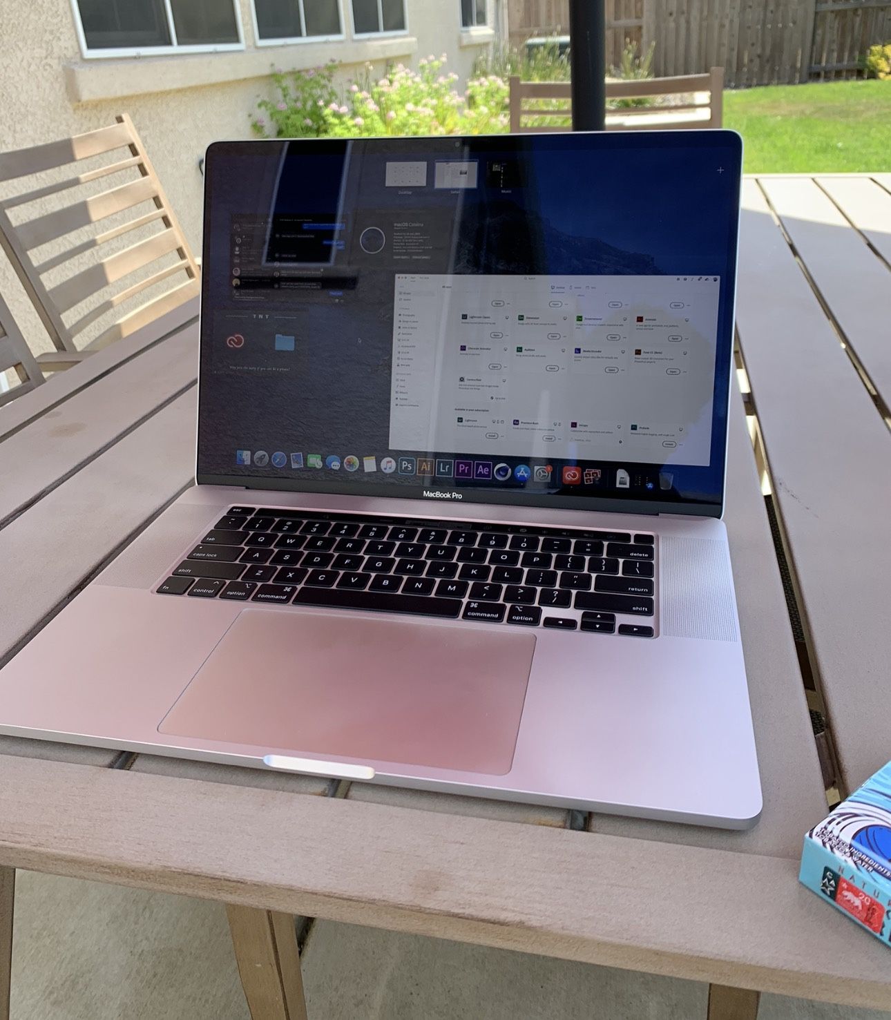 2019 MacBook Pro i7 512gb