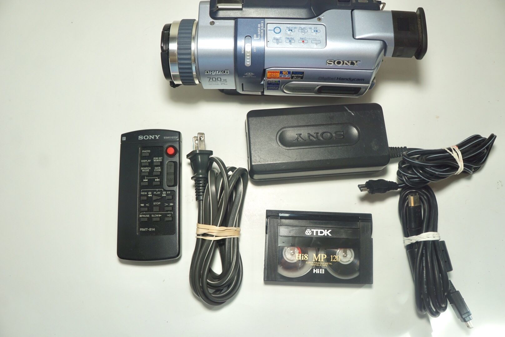 Sony DCRTRV340 Digital8 Digital 8 HI8 8mm Video8 HI 8 Camcorder Player