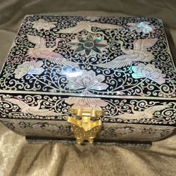 Vintage Butterfly Jewelry Box