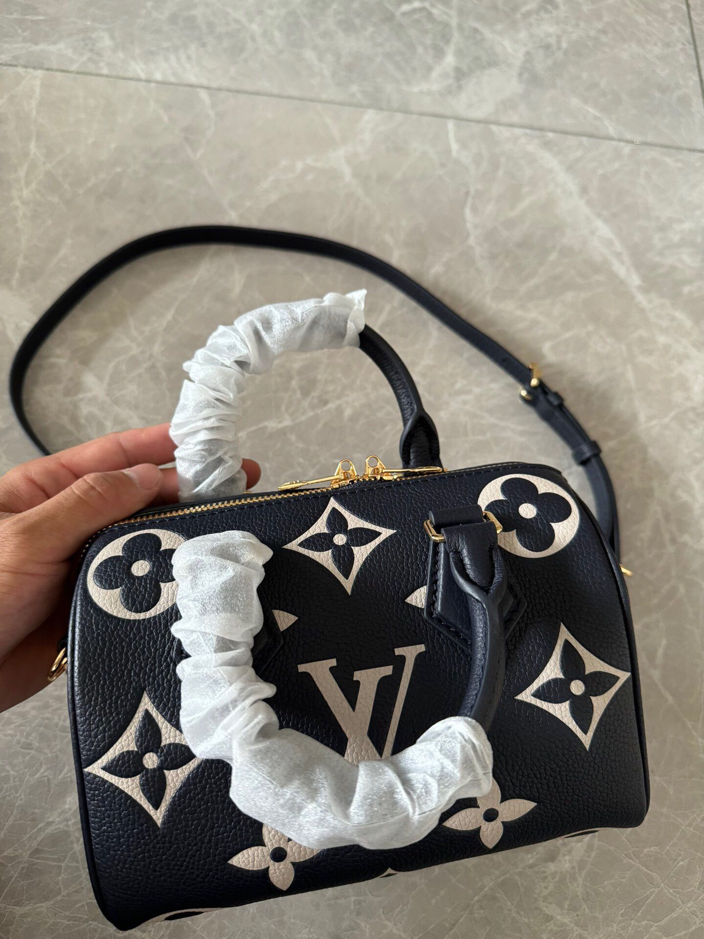 Black Shoulder Bag, Handbag LV