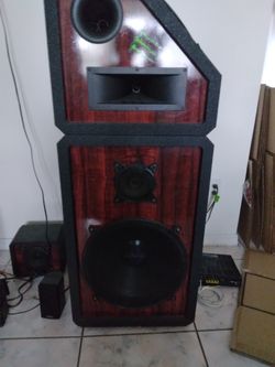 I Have The Set But The Speaker Connection Input,one Side Broke but Still Works