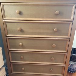 Dresser for Sale 