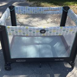 Graco Pack ‘n Play Playard w/ Carry Bag 