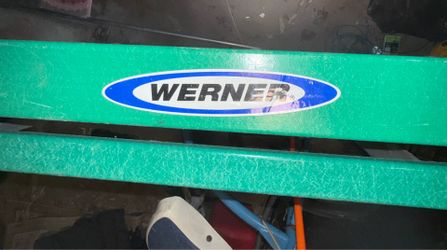Werner 10’ Fiberglass Step Ladder