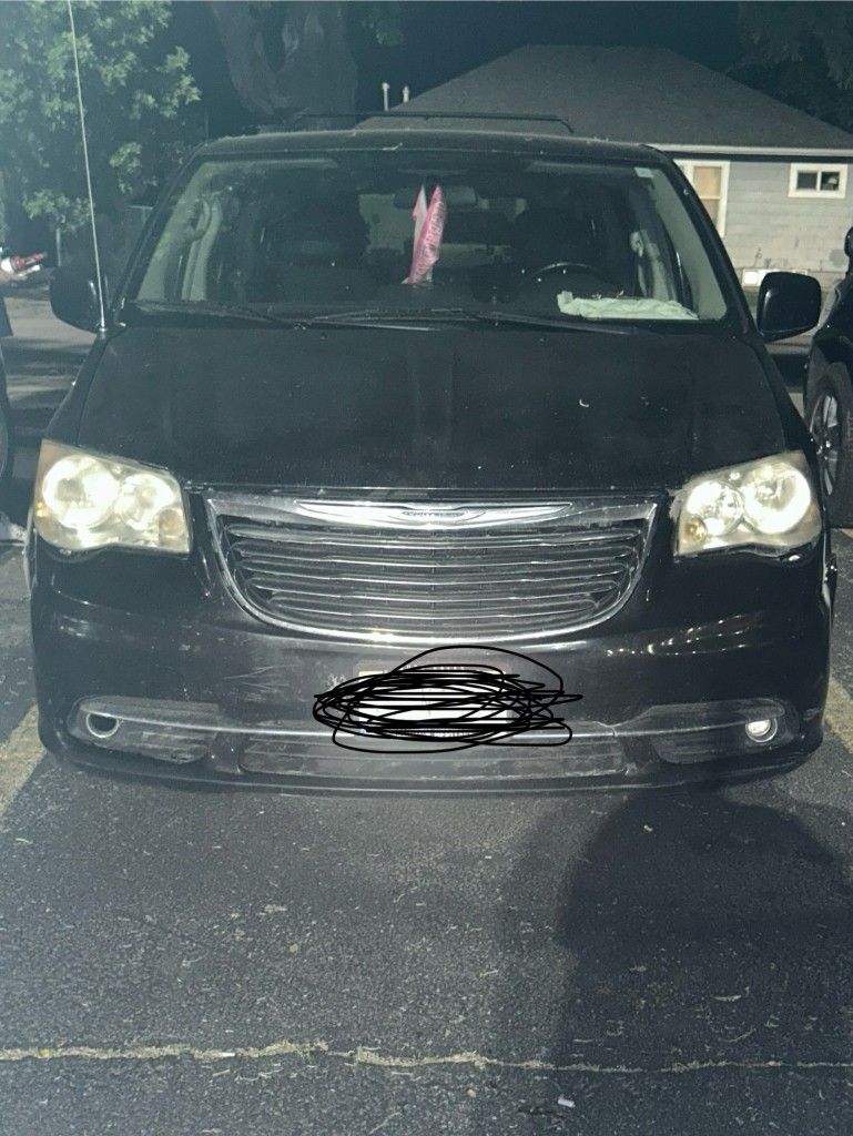 2011 Chrysler Town & Country