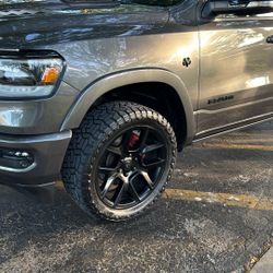 2022 Ram 1500 Larami Wheels For Trade.