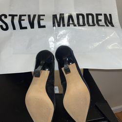 Steve Madden Pump