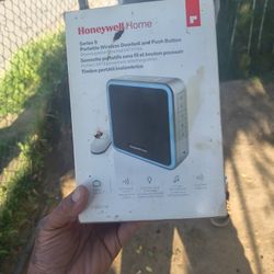 Portable Wireless Doorbell And Push Button Honeywell Home
