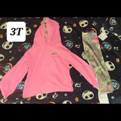 Girls Nike Outfit Size 3T 
