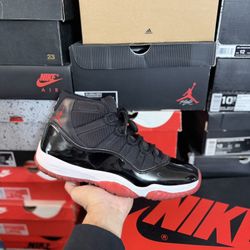 2019 Jordan Bred 11s size 11.5 USED But Clean 