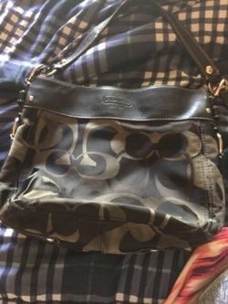 Coach purse and wallet set