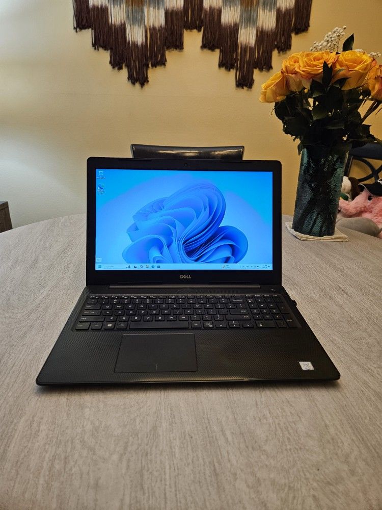 Dell Inspiron 3583 Touchscreen I5 Quad Core Processor Up To 3.9 GHZ 16 GB Ram 256 GB NVME SSD And 1 TB Hard Drive Ready To Go