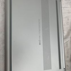 HP Notebook 15s-fq1004nl 