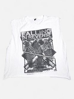 Y2K Falling In Reverse Fashionably Late Vintage 2000s White T Shirt Custom Crop Top Tour Tee - size XL #metalcore #bandtee    Measurements: Pit to pit