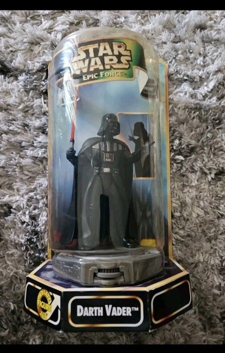 Star Wars Epic Force 97' Darth Vader Rotates 360° 1:12 Scale NIB Vtg