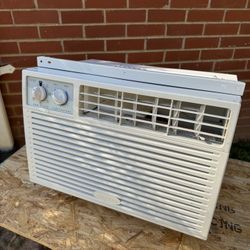 Air conditioner 6000 BTU