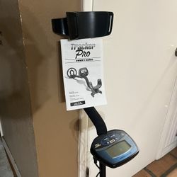Bounty Hunter Tracker Pro Metal Detector 