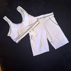 Alo 2 piece Women’s Shorts Workout set 