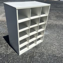 White Cube 15 Cubby Storage Shoe Rack Organizer Shelf! Great For Closet Or Garage! Some cosmetic wear on bottom shelf 19.5x12x24in