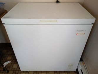 Deep freezer