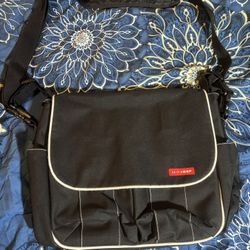 Skip Hop Dash Deluxe Diaper Bag